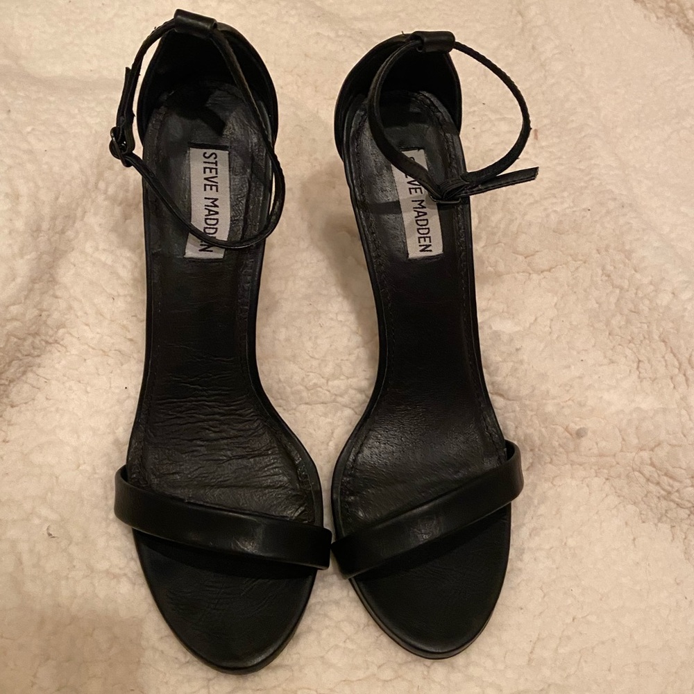 Size 9.5 Steve Madden heels
